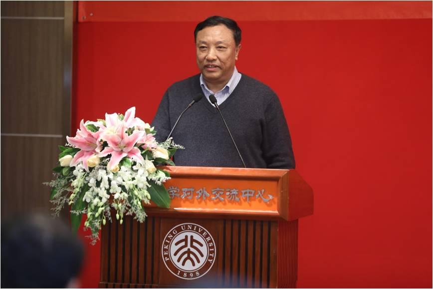 中国地质科学院地质研究所所长候增谦院士发言.jpg 中国地质科学院地质研究所所长候增谦院士发言.jpg